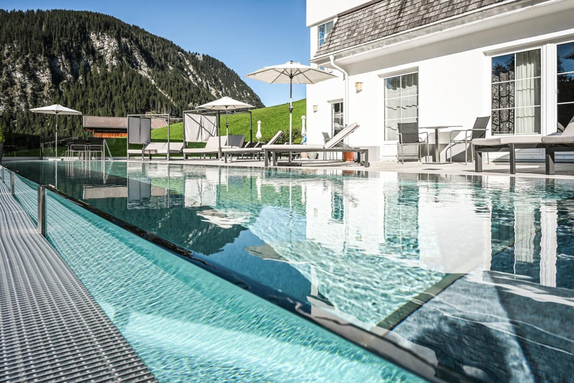 Berghotel Almrausch 베르왕 외부 사진